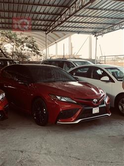 تۆیۆتا کامری